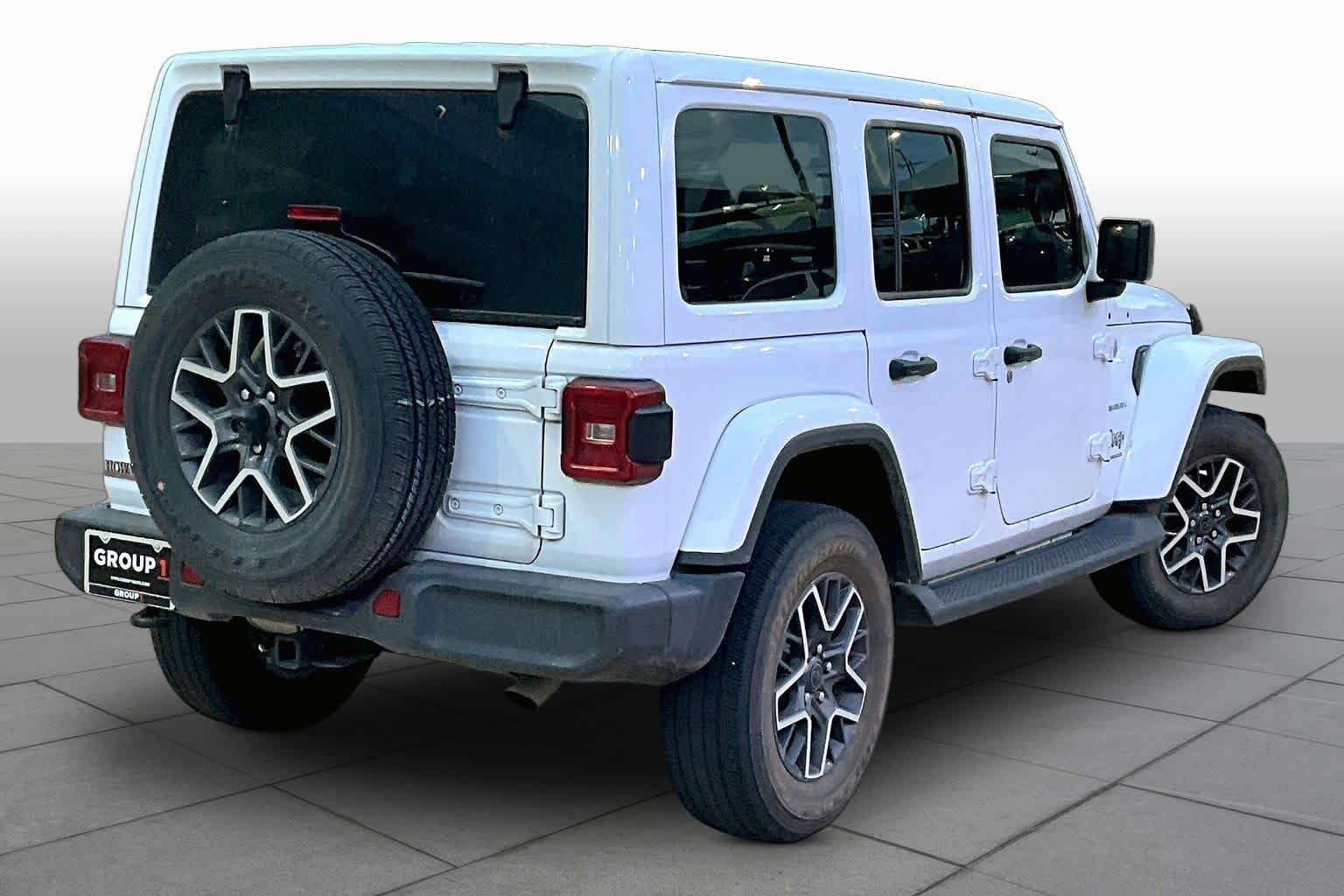 Used 2024 Bright White Clearcoat Jeep Sahara image 13