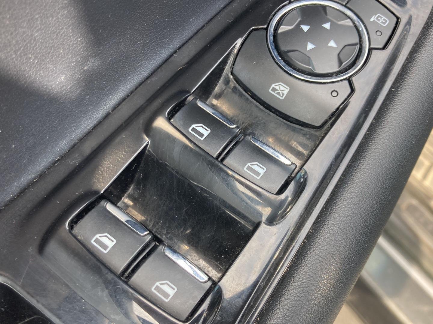 Used 2020 Magnetic Ford  image 12