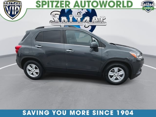 Used 2017 Gray Chevrolet LT image 10
