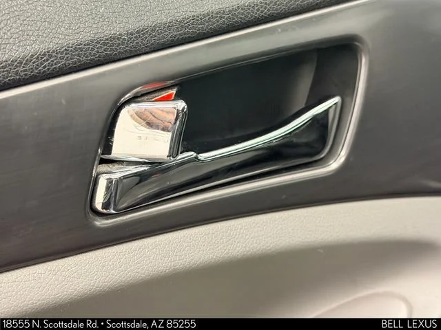 Used 2015 Blue Hyundai Limited image 16