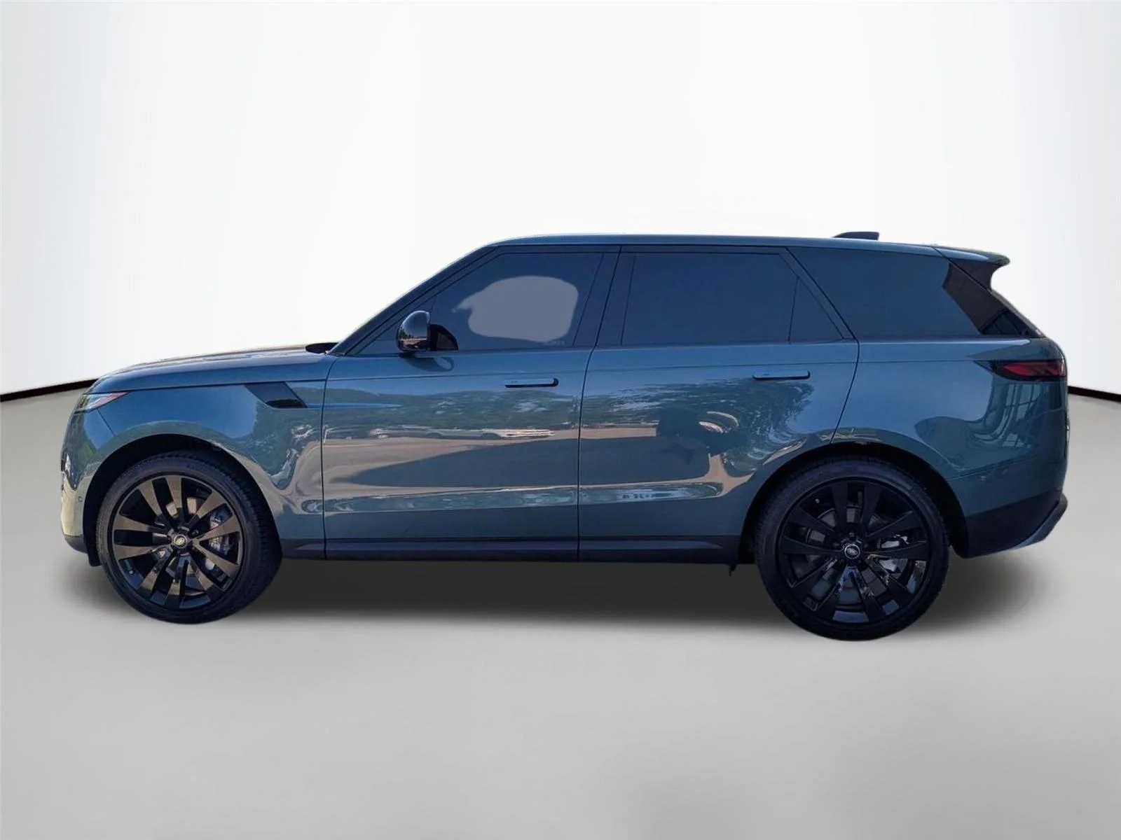 Used 2025 Giola Green Metallic Land Rover SE image 22