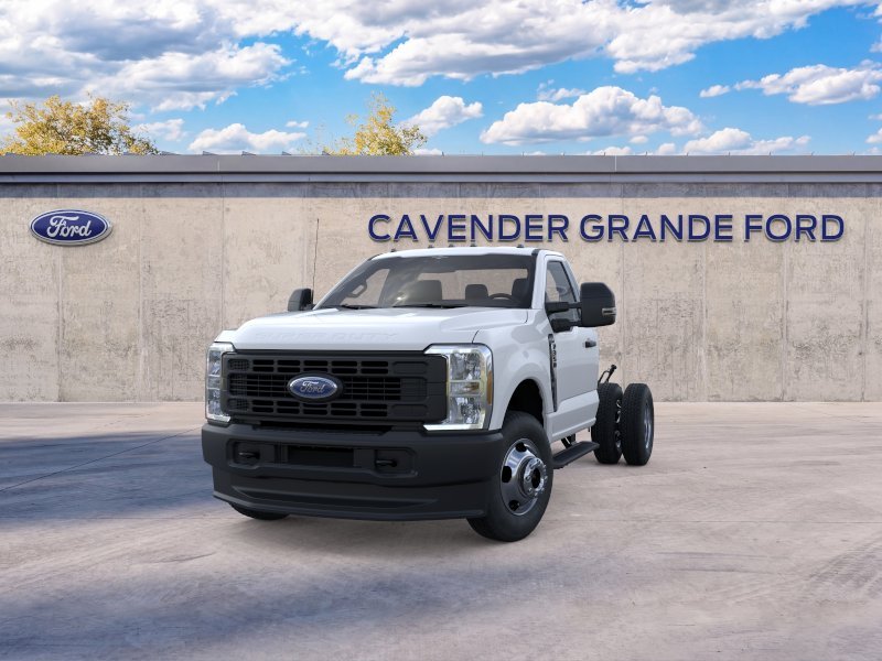 New 2025 Oxford White Ford F-350® XL image 2