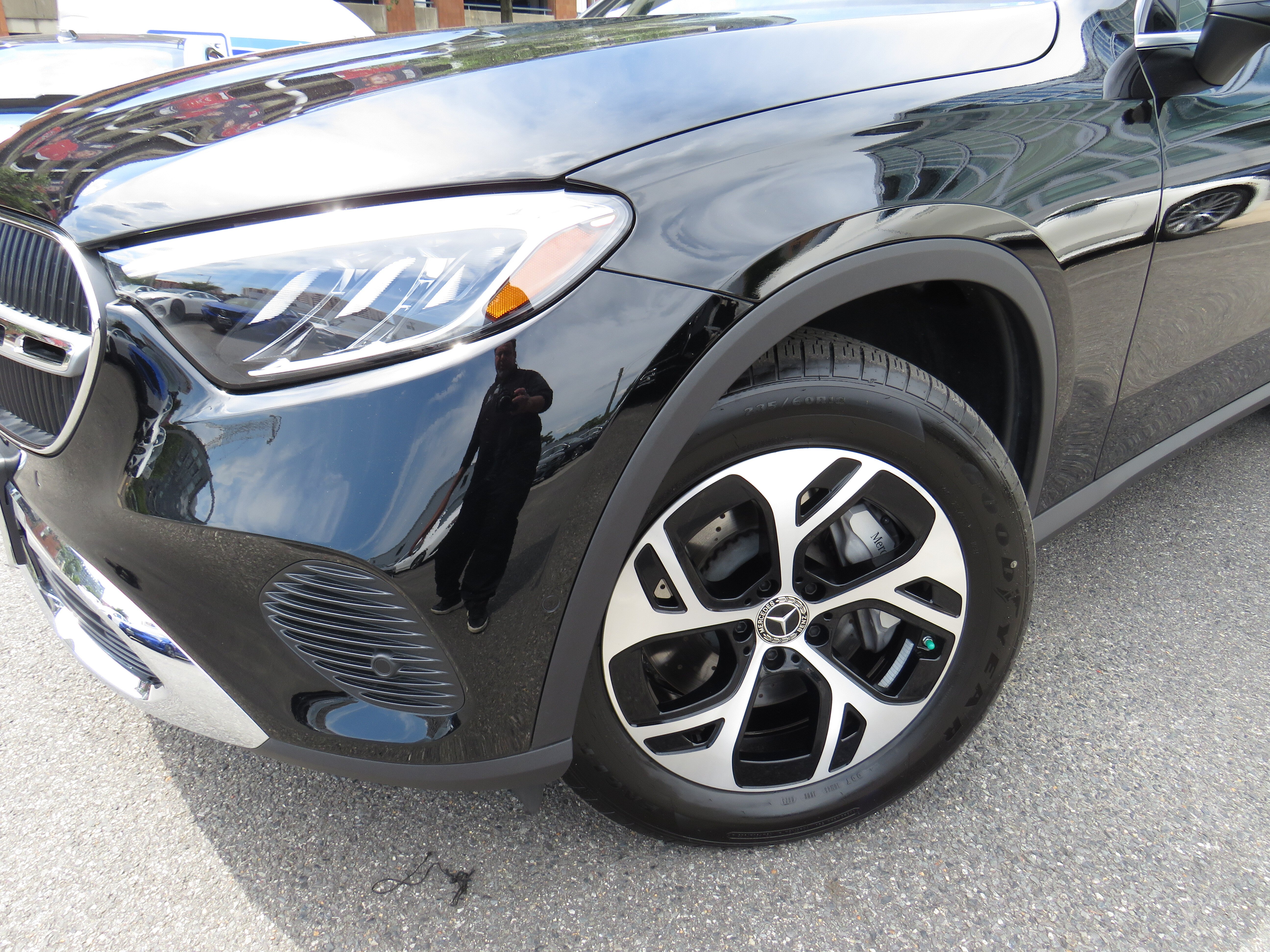 Used 2026 Black Mercedes-Benz GLC 350e 4MATIC® image 24