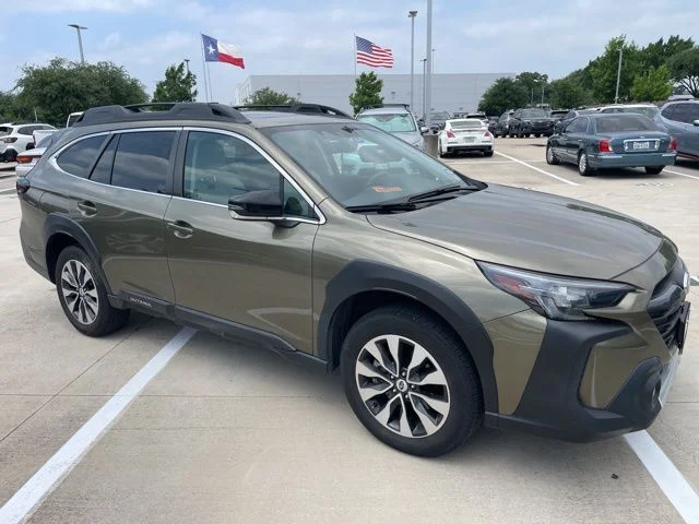 2024 Subaru Outback Limited's photo