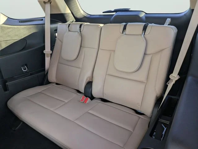 Used 2023 Black Ford XLT image 17