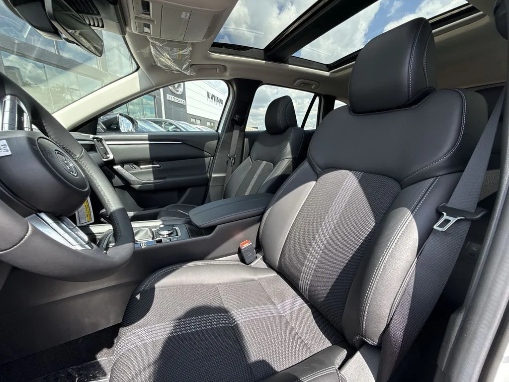 New 2026 Wind Chill Pearl Mazda 2.5 S Preferred AWD image 11