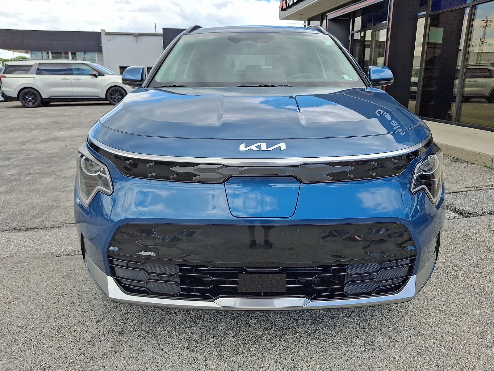New 2026 Blue Kia Wind image 3