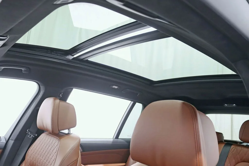 2023 BMW X7 M60i