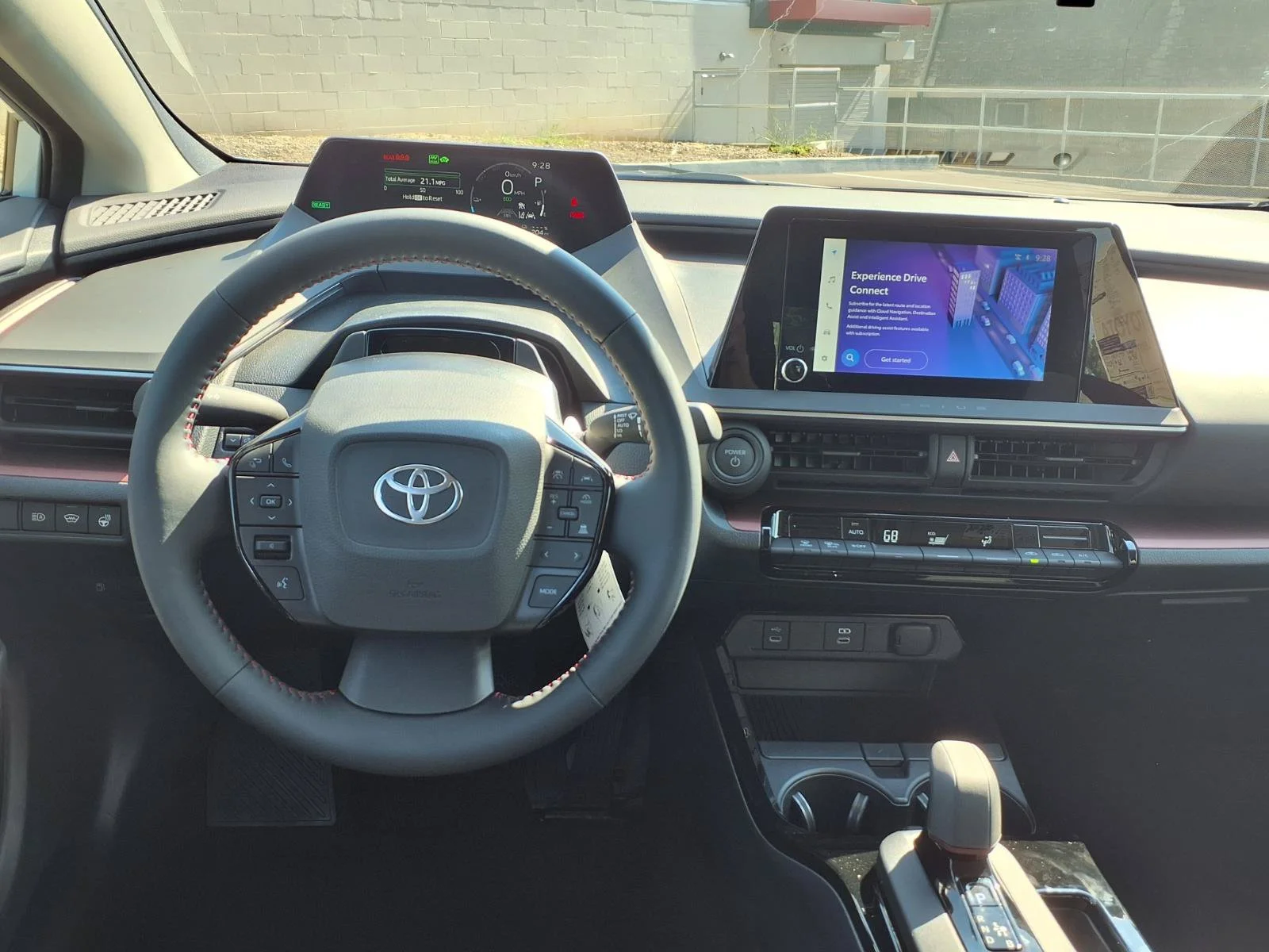 New 2026 Wind Chill Pearl <sup>1</sup> Toyota  SE image 4