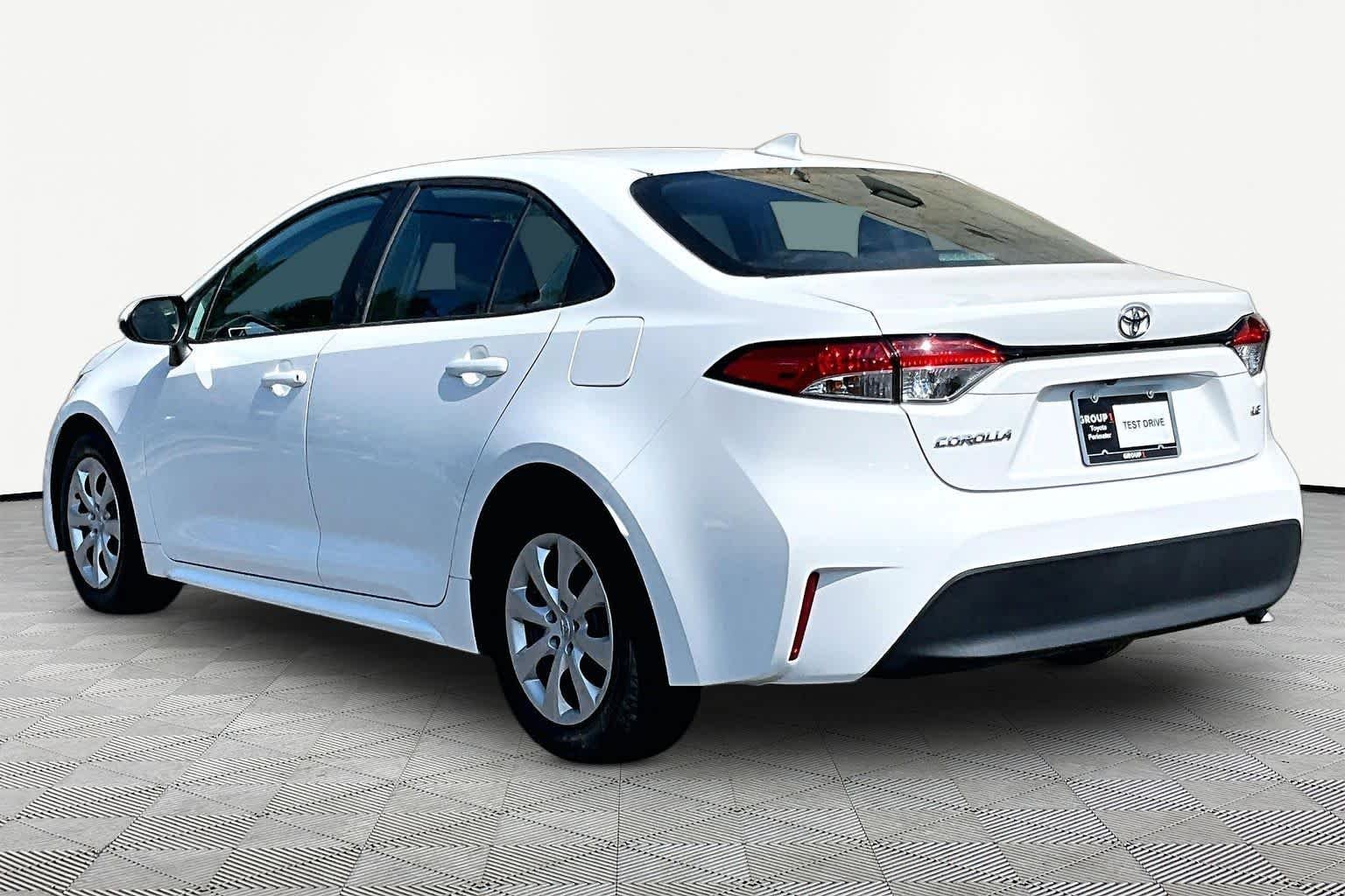Used 2024 Ice Cap Toyota LE image 12