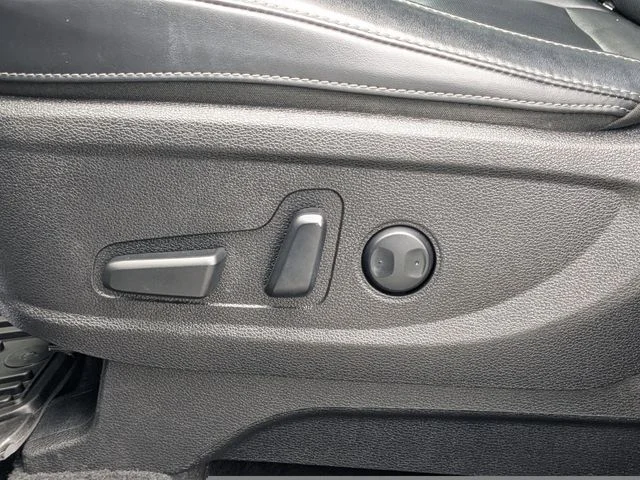 Used 2022 Silver Kia S image 19