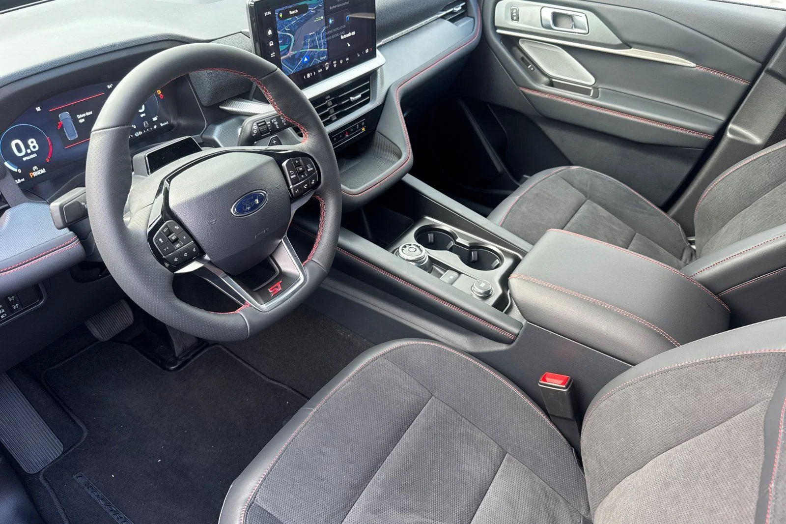 2026 Ford Explorer ST - Photo 11