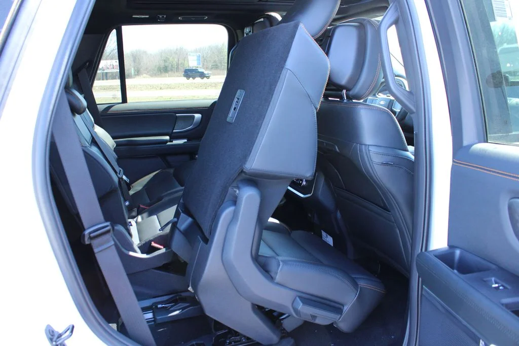 New 2026 Oxford White Ford Tremor® image 23