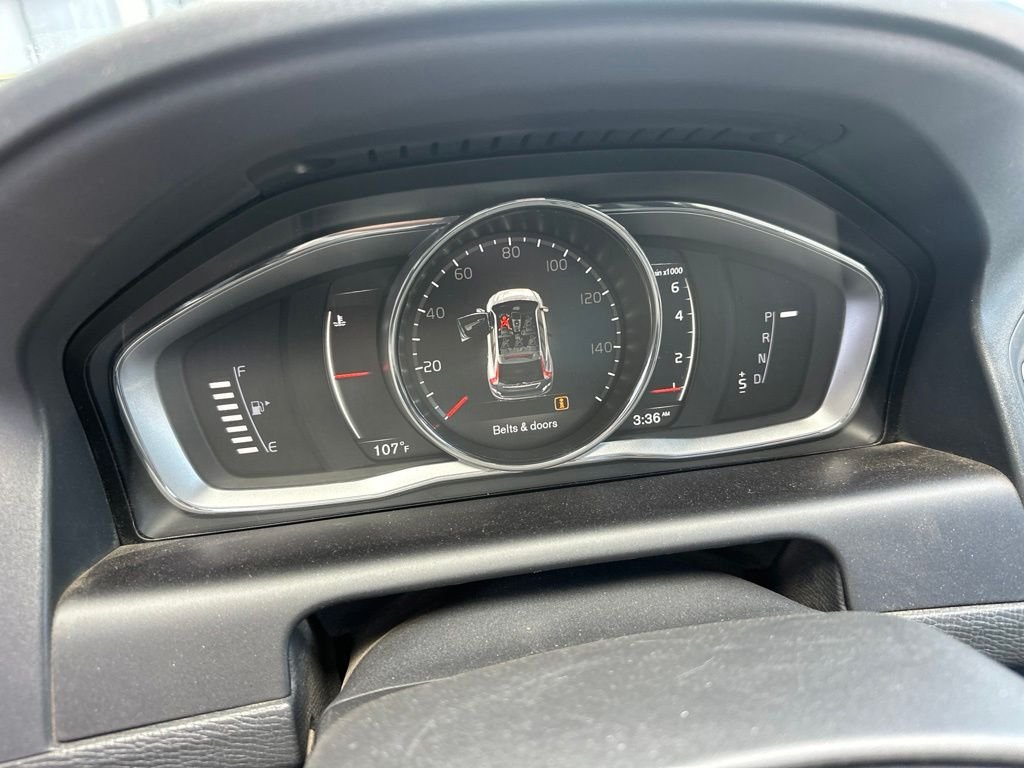 Used 2017 Black Volvo T6 Dynamic image 20