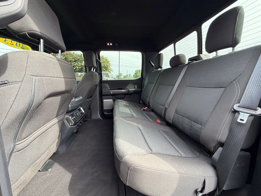 Used 2023 Black Ford XLT image 27