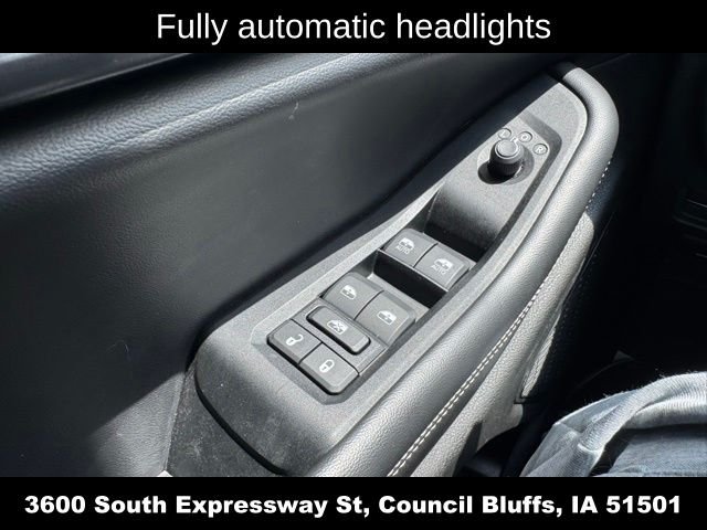 Used 2023 White Jeep Altitude X image 22