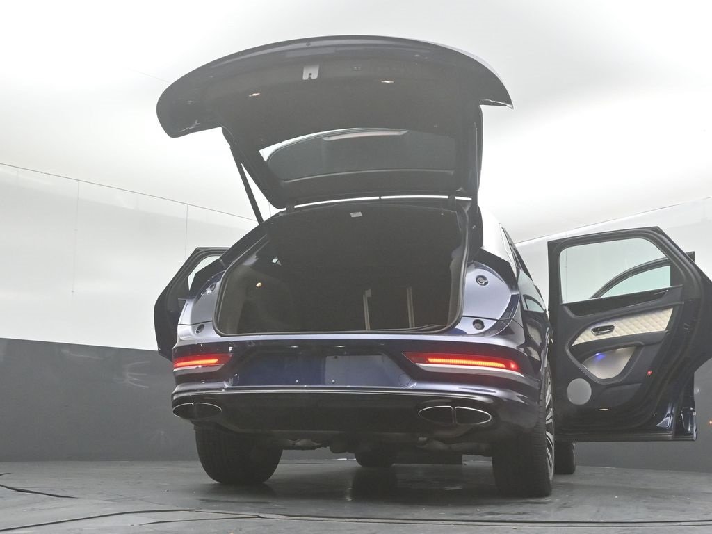 2021 BENTLEY BENTAYGA - Image 47