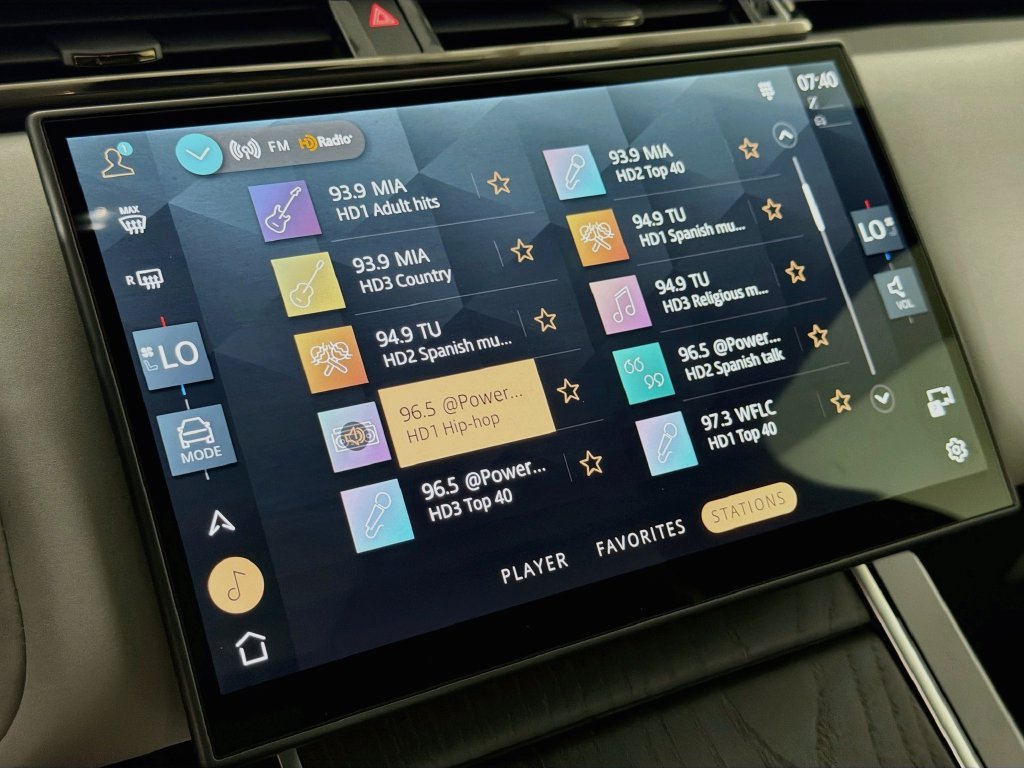 New 2026 Arroios Grey Land Rover Belgravia Edition image 15