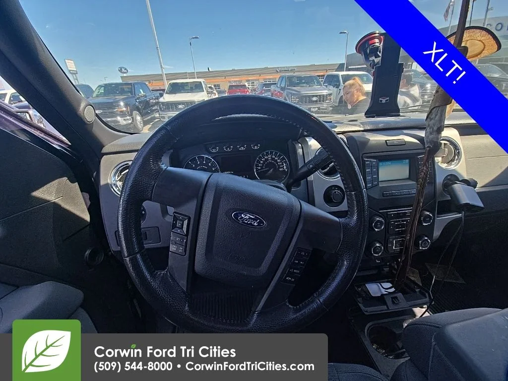 Used 2014 Blue Ford XLT image 10