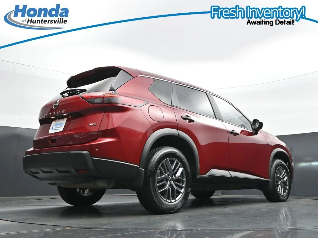 Used 2024 Scarlet Nissan S image 33