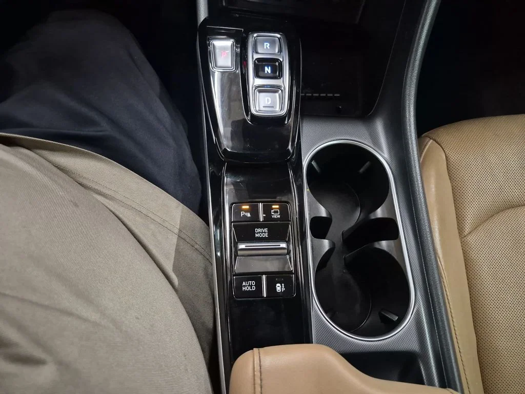 Used 2021 Portofino Gray Hyundai Limited image 28