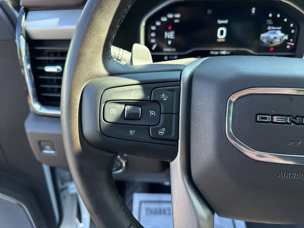 Used 2023 White GMC Denali image 30