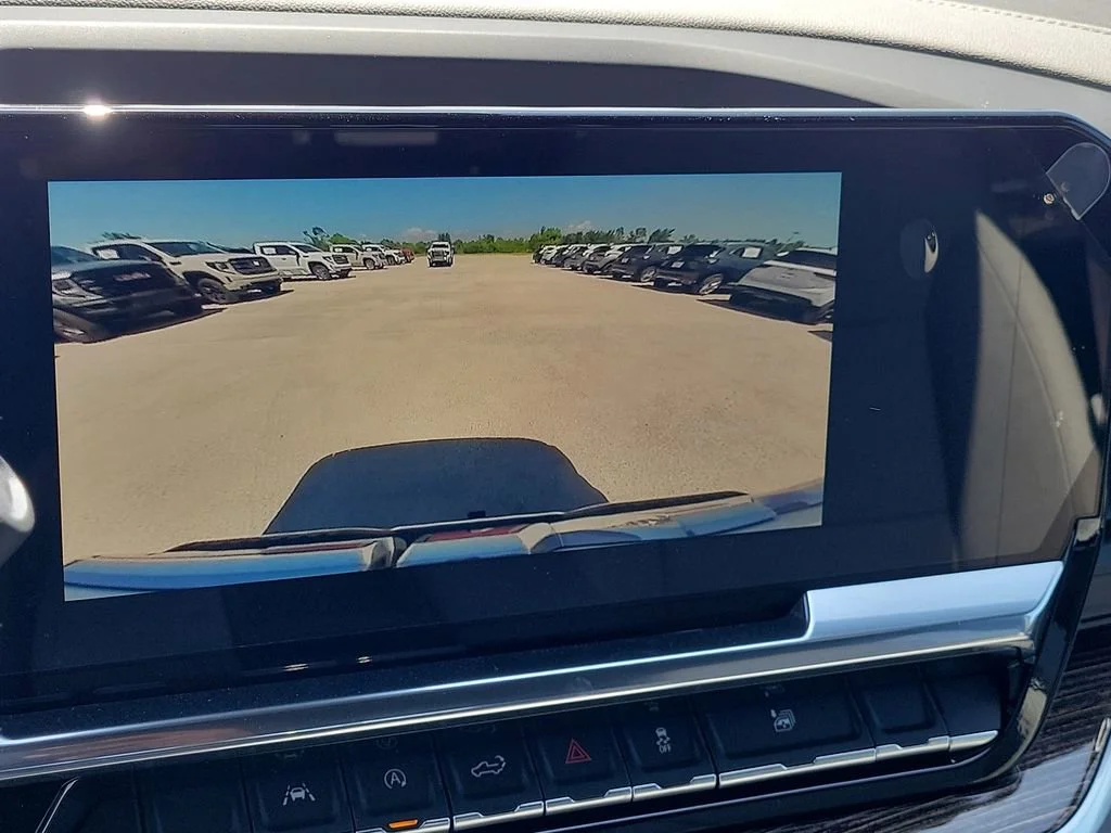 New 2026 Summit White GMC SLE image 18