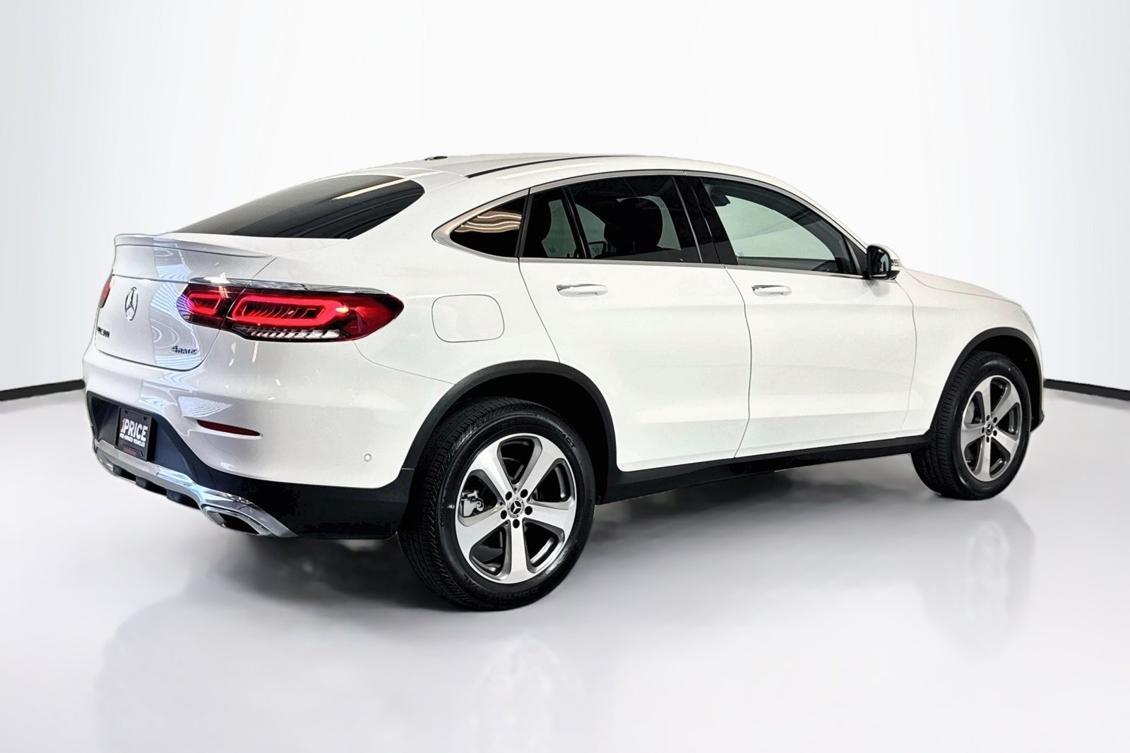 Certified Used 2023 Polar White Mercedes-Benz GLC 300 image 5