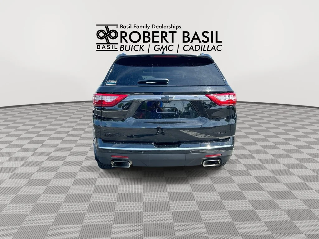 Used 2019 MOSAIC BLACK METALLIC Chevrolet Premier image 7