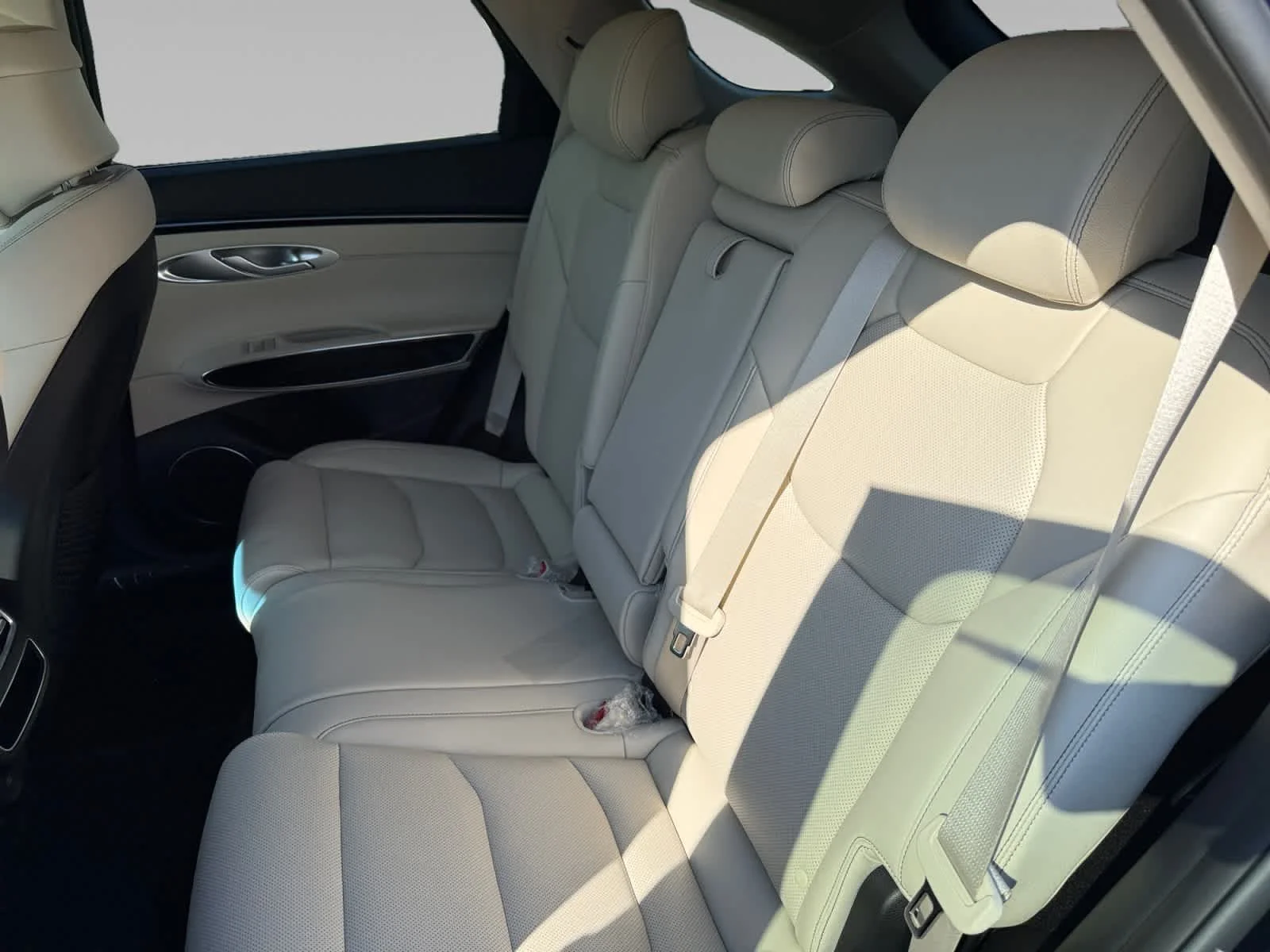 2026 GENESIS GV70 - Photo 20