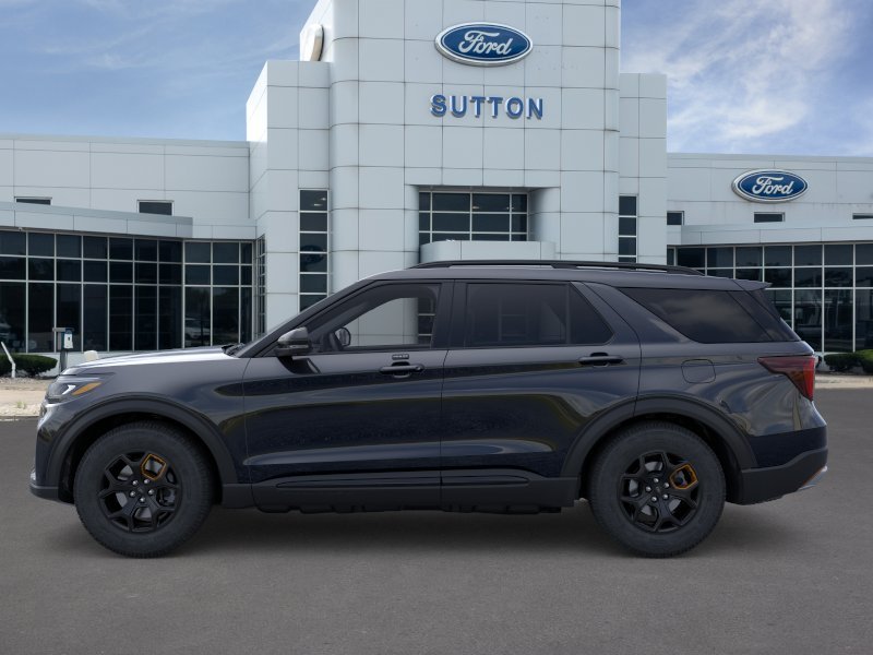 New 2026 Agate Black Metallic Ford Tremor® image 29