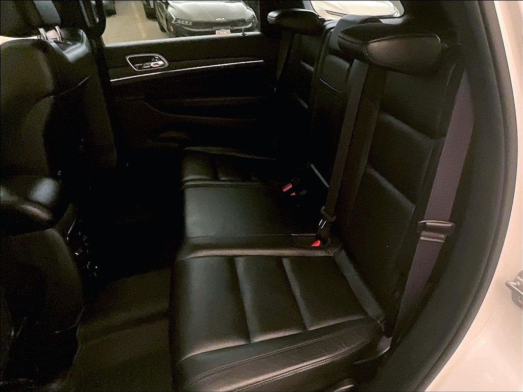 Used 2020 White Jeep Limited image 15