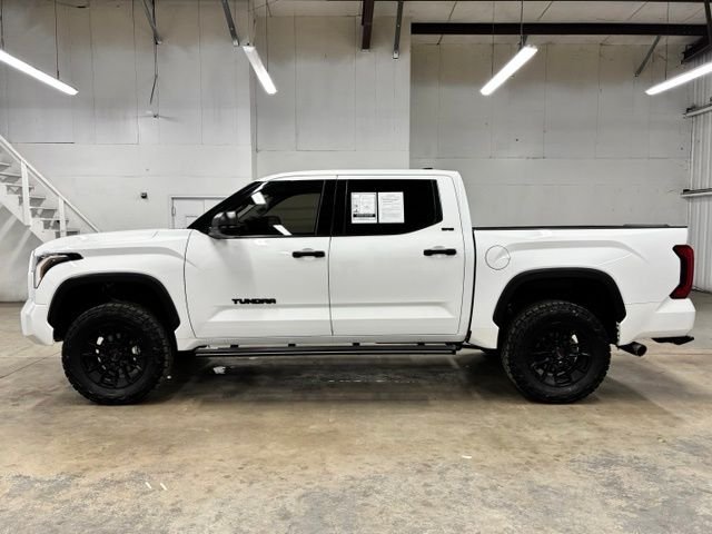 Used 2023 White Toyota SR5 image 4