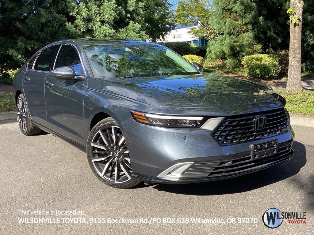 Used 2024 Gray Honda Touring image 1