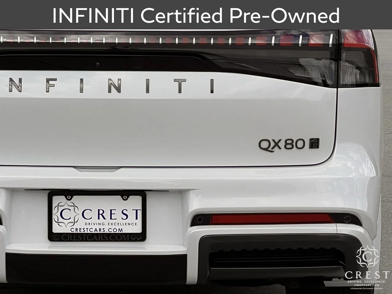 Certified Used 2026 Radiant White Black Obsidian INFINITI AUTOGRAPH image 6
