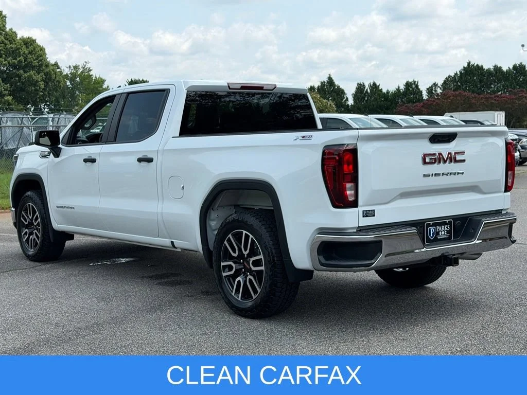 Used 2026 Summit White GMC Pro image 3