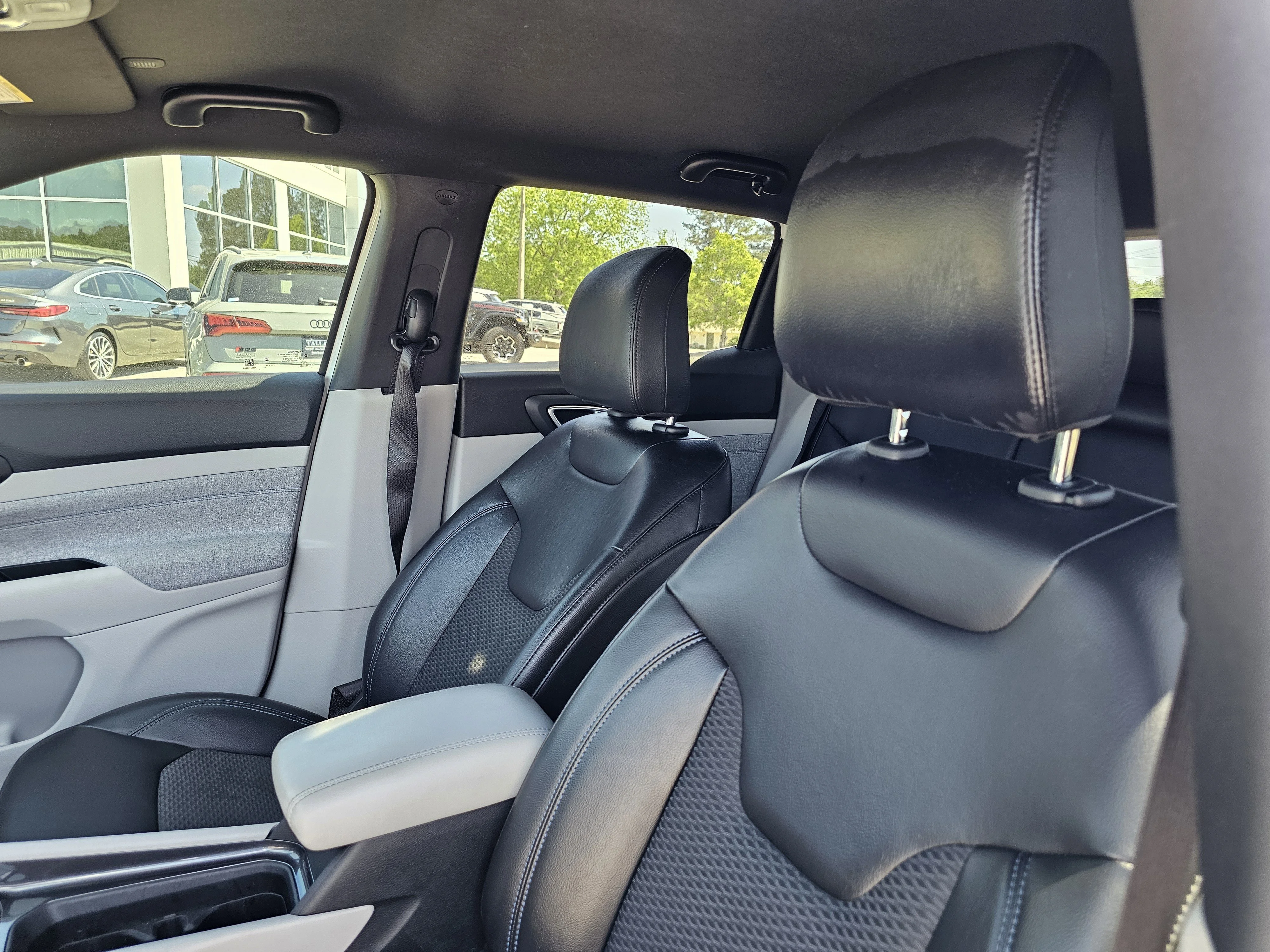 2023 Jeep Compass Latitude - Photo 18