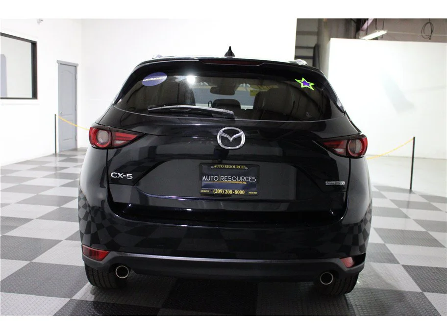 Used 2021 Jet Black Mica Mazda Grand Touring image 5