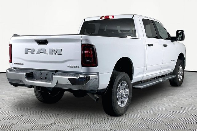 Used 2026 White Ram Big Horn image 6