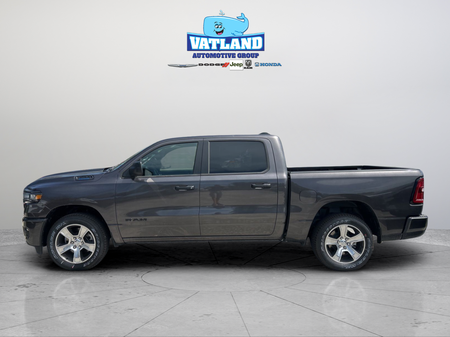 New 2026 Granite Crystal Metallic Clear-Coat Exterior Paint RAM Express image 2