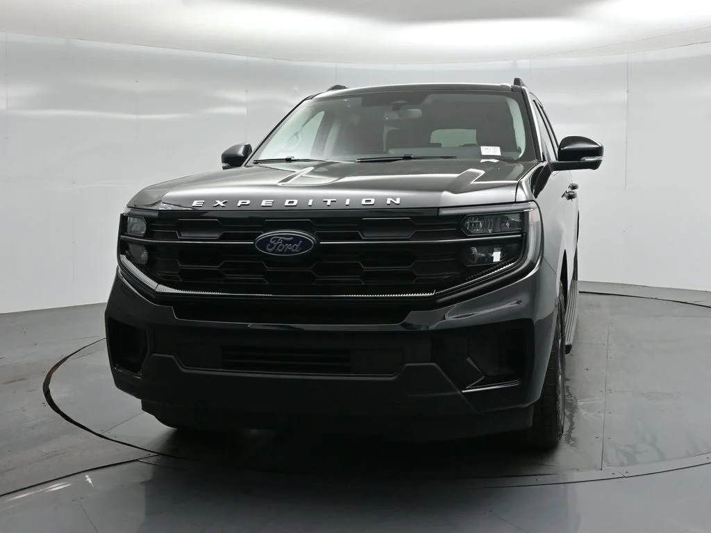 New 2026 Agate Black Metallic Ford Active image 52