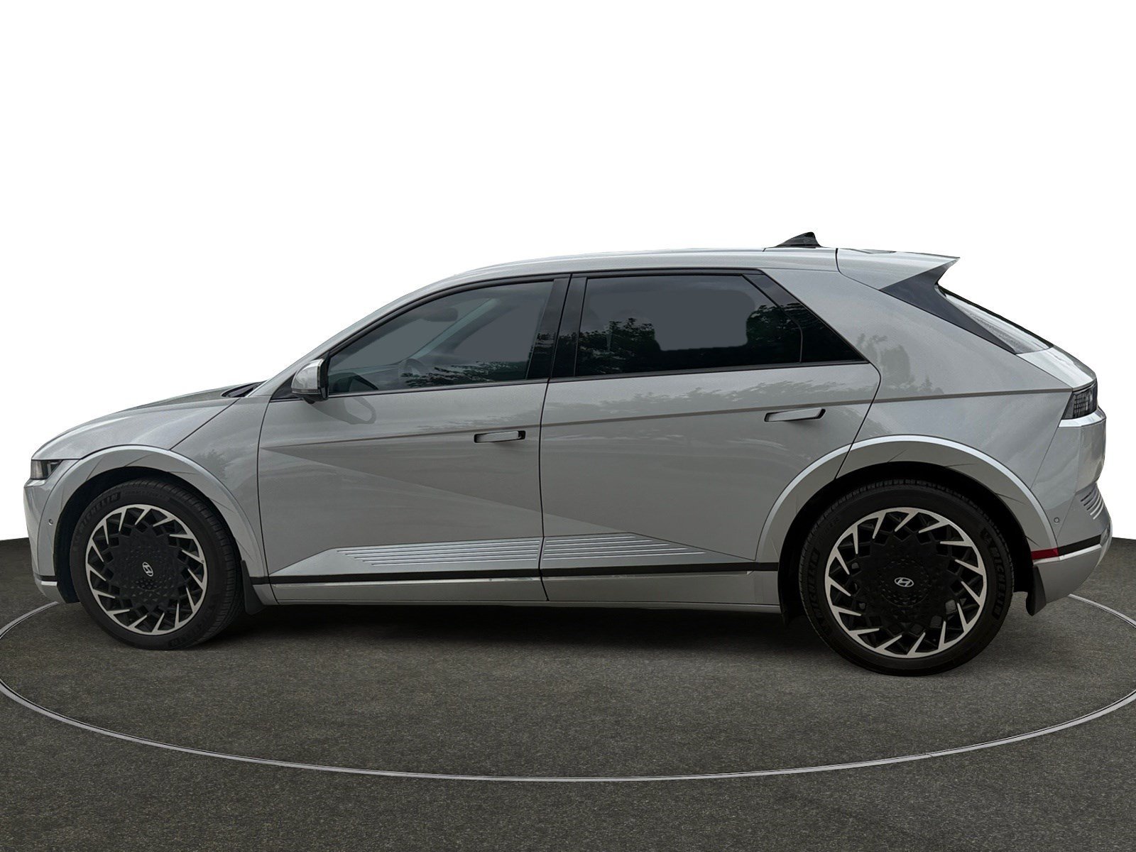 Certified 2024 Hyundai IONIQ 5 Limited with VIN KM8KRDDF2RU271826 for sale in Clive, IA