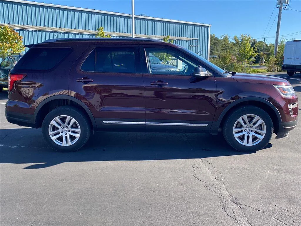 Used 2018 Burgundy Velvet Metallic Tinted Clearcoat Ford XLT image 12