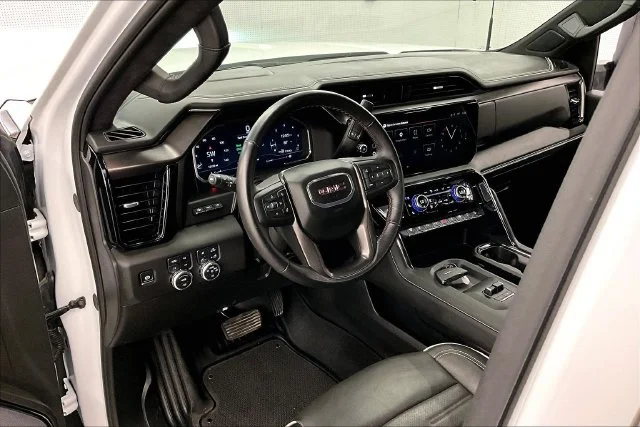 Used 2025 Summit White GMC AT4X image 16