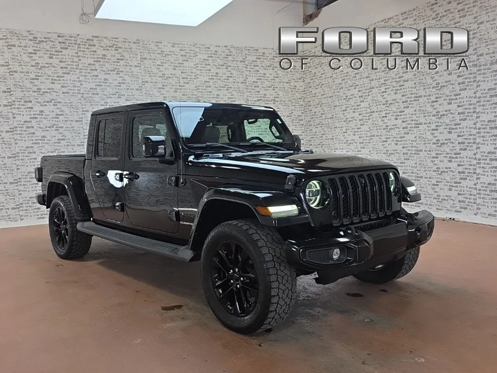Used 2021 Black Jeep Overland image 1