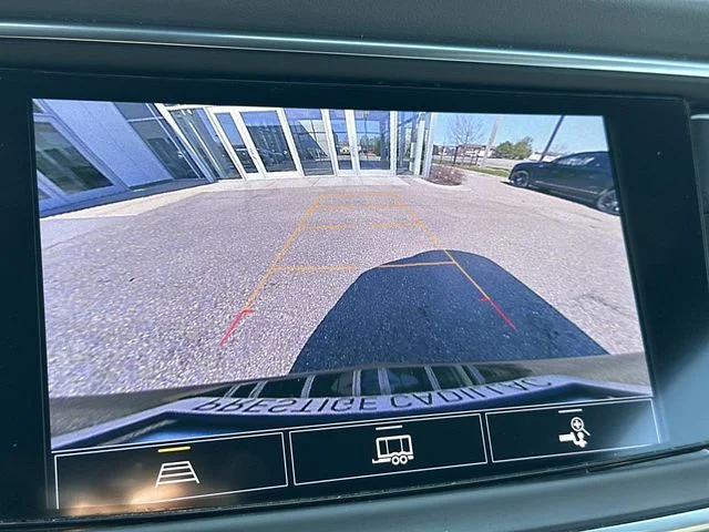 Used 2023 Black Buick Essence image 28