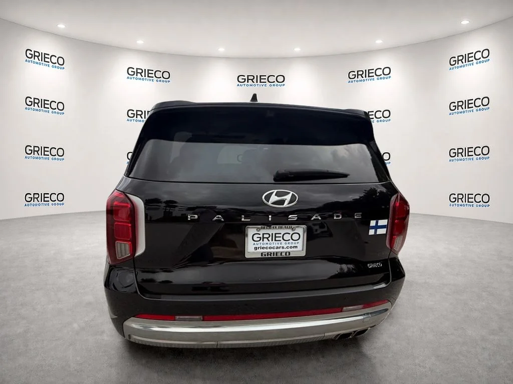 Used 2024 Black Hyundai Calligraphy image 6