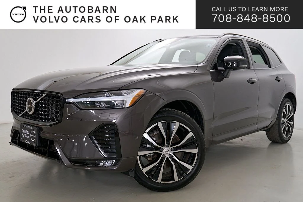 2025 Volvo XC60 B5 Plus Dark AWD's photo