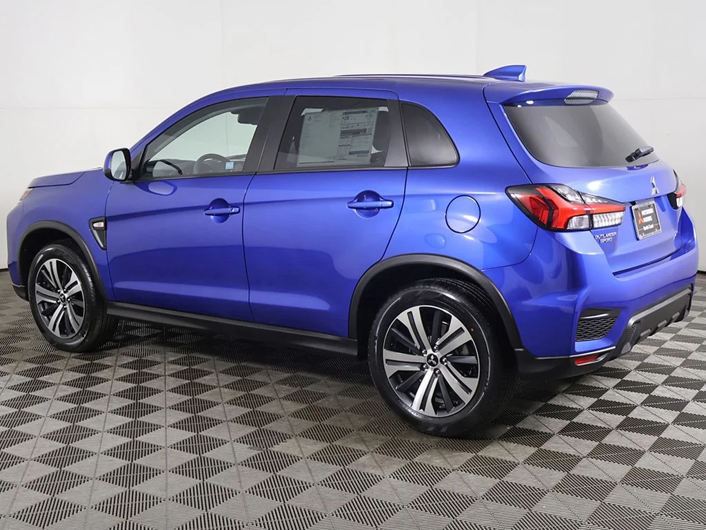 New 2026 Blue Mitsubishi 2.0 ES image 10