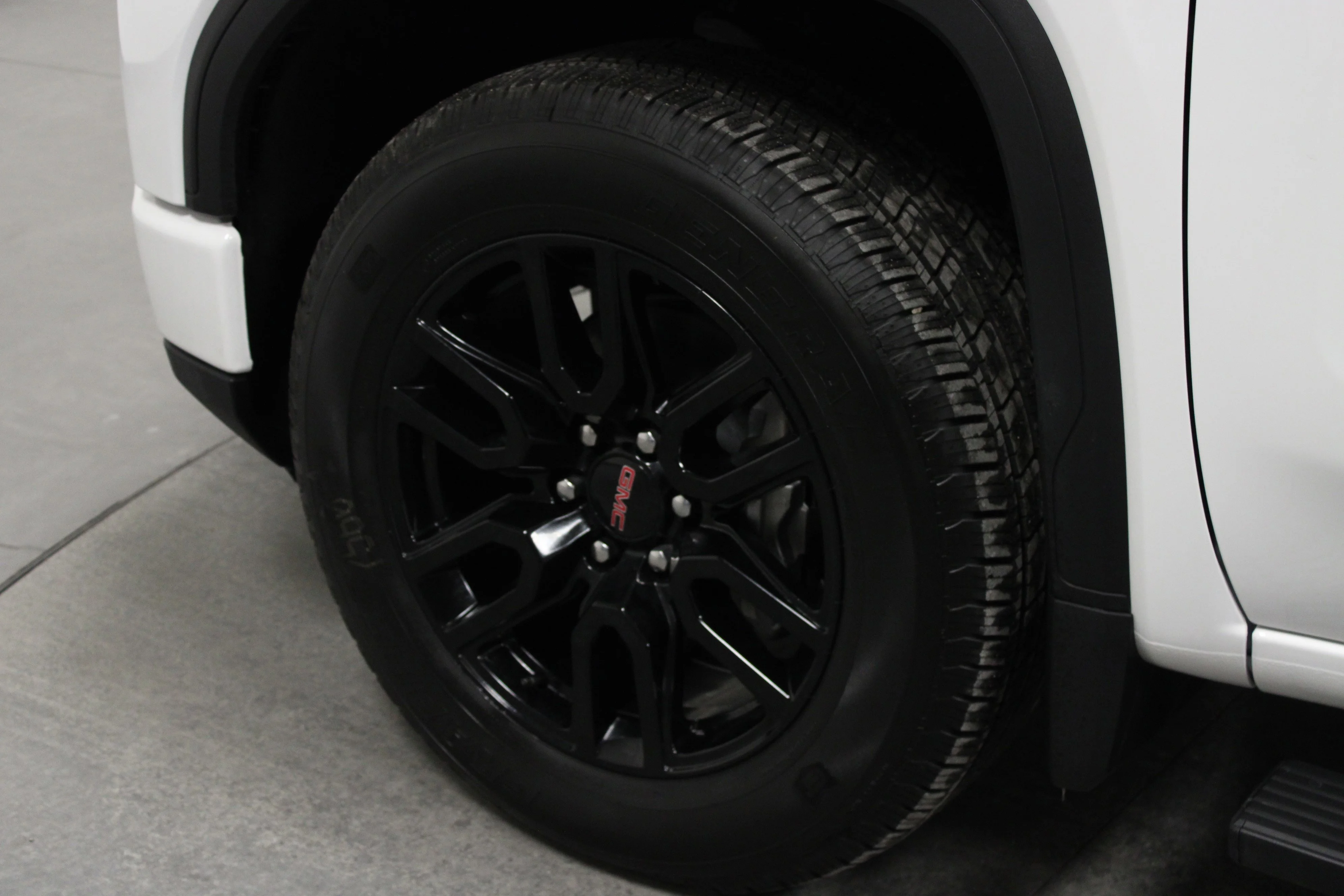2026 GMC Sierra 1500 Pro - Photo 10
